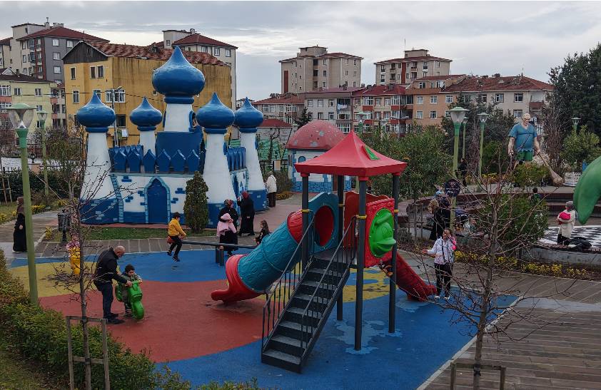 Çocuklar Hem Eğleniyor Hem Öğreniyor! Pendik Masal Parkı’nda Yarıyıl karne Tatili Coşkusu 2